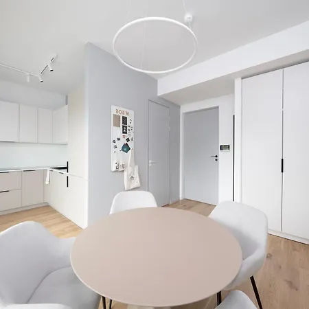 Bob W Apartament *